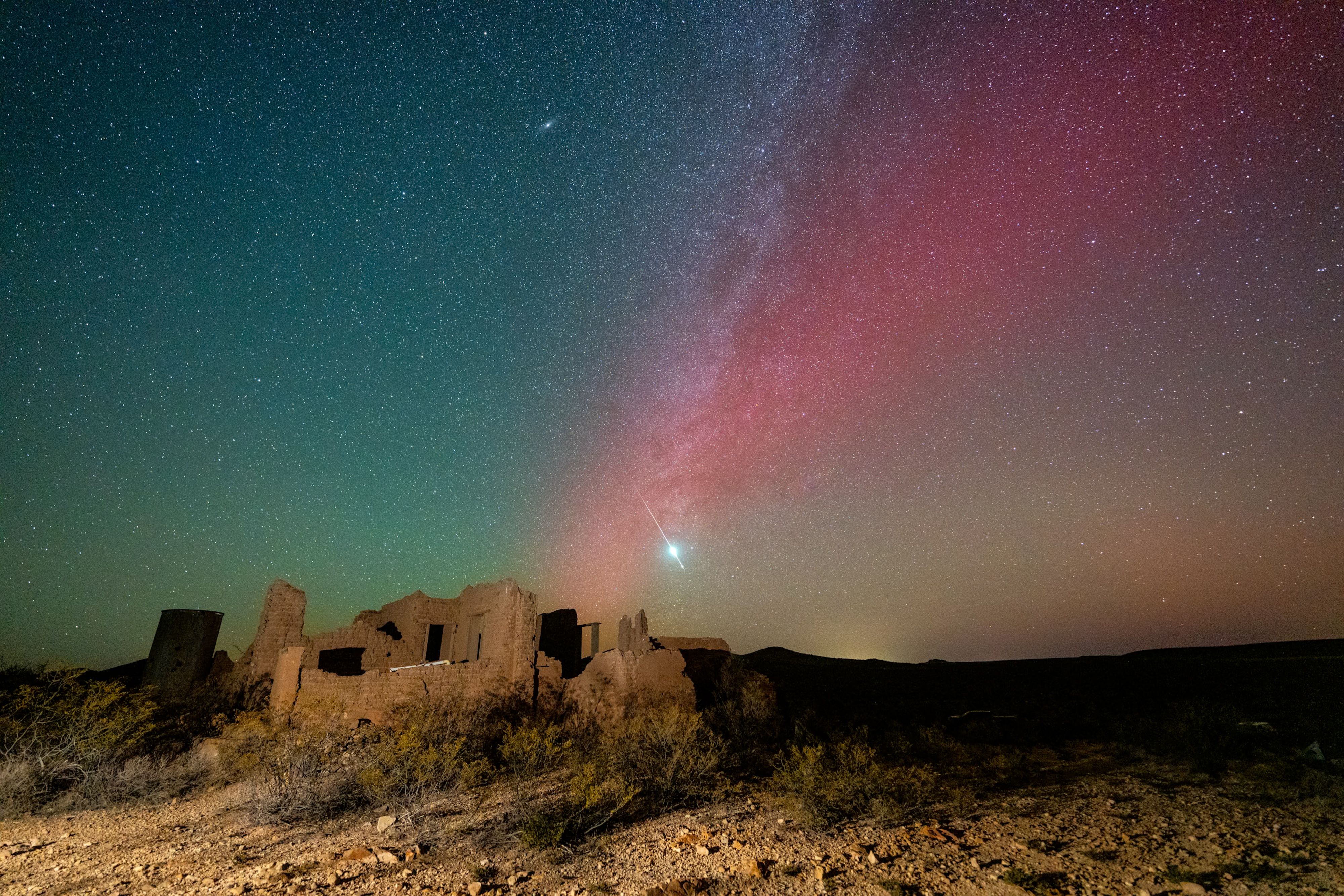 Aurora over Animas